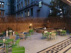 -潮一不贰·法式甜品·生日蛋糕·西式简餐(外滩店)