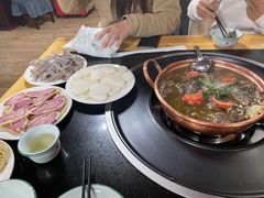 -银同牦牛肉火锅