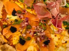烟熏三文鱼沙拉-PIZZA BIANCA(万象城店)
