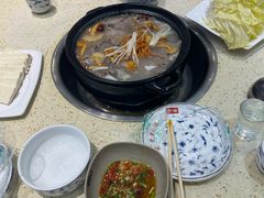 -九寨特色牦牛肉汤锅 羊肉汤锅