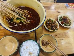 -拈签一笑黄牛肉辣卤串串