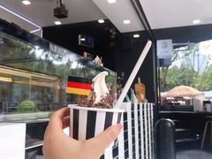 -JW德国冻酸奶Frozen Yogurt(龙湖成都滨江天街店)