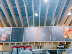 -焙丽拾光(麦凯乐直营店)