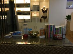 -颜工坊健康美容管理中心喜丽妈妈