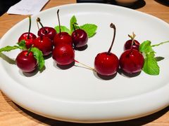 樱桃鹅肝-小大董·烤鸭(凤凰汇店)