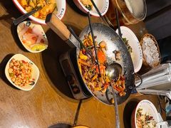 -富正毅三下锅·湘西韵味(天门山索道店)