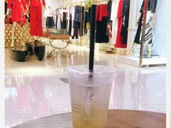 -瑞幸咖啡(国贸商场店)