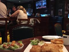 -Hooley's活利仕西餐厅(珠江新城店)