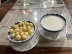 莲子双皮奶-周大娘牛乳(旧寨古村总店)