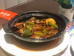 地三鲜烧牛腩-有璟阁港式餐厅(金融街购物中心店)