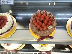 -花花卷卷·鲜食蛋糕(静安久光百货店)
