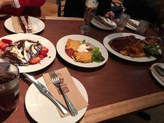 -Pancakes on the rocks(Darling Harbour)