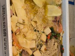-杉杉奥特莱斯广场(哈尔滨店)