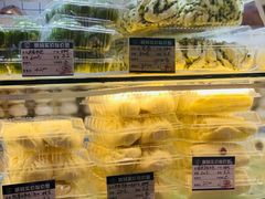-白玉兰食品甜凤店(合生汇店)