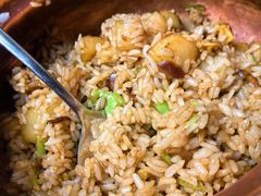 牛肝菌焖饭-蔼若春.传承云南菜(金碧公园店)