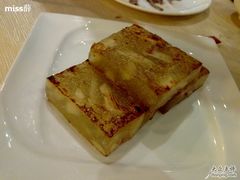 20101123064-唐宫海鲜舫