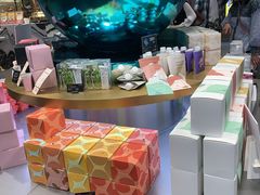 -LELECHA乐乐茶(上海五角场万达广场店)