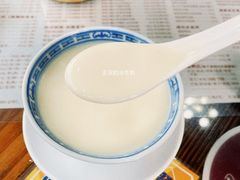 招牌香滑凤凰奶-周大娘牛乳(旧寨古村总店)