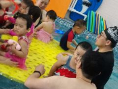 -爱乐游亲子游泳俱乐部