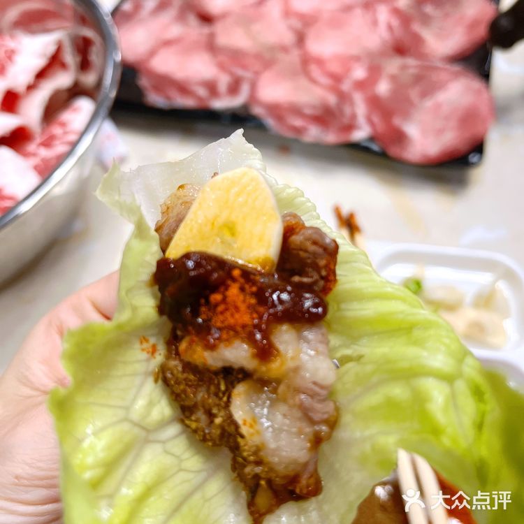 烤肉呀🔥张姐呀!一口酸菜一口肉🉑️