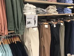 -优衣库(广州天河领展广场店)