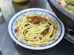 -都江堰石锅鱼