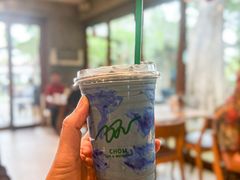 -Chom Cafe and Restaurant