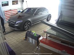 -车水马龙3M汽车贴膜冠军店隐形车衣改色膜(漕宝路中环店)