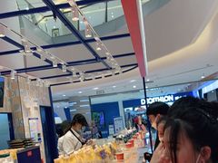 面包甜点陈列柜-東更道点心行(崂山丽达店)