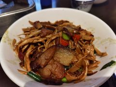 -富正毅三下锅·湘西韵味(天门山索道店)