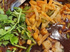 -柳州肥姨妈大骨螺蛳粉(东靖路店)