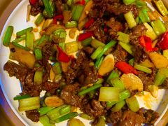 -魏铭鱼头捞饭(晋阳路店)