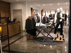 -Massimo Dutti(曲江银泰店)