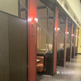 离紫峰也近，下班过来五分钟。价格大概人均100