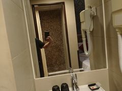 -香港华美达海景酒店