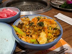 -明洞阿姨·韩式酱蟹烤肉·创意料理(三元桥店)