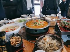 -盐帮食坊•小河帮川菜(四川师大店)