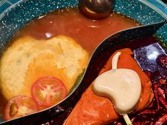 番茄牛油鸳鸯锅-吼堂老火锅(太古里总店)