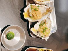 -蚝美人·生蚝海鲜烧烤(茶花园店)