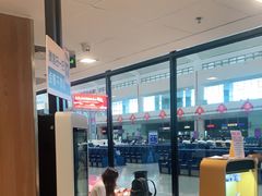 -麦当劳(吉林站13检票口对面)