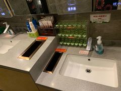 -海底捞火锅(银泰中心店)