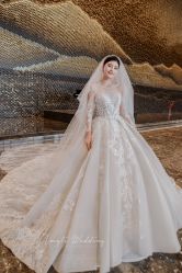 -艾米丽婚纱礼服