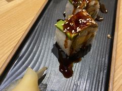 鳗鱼牛油果寿司-鲔吞·和牛寿喜烧(闵行区绿瘦酒店)