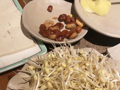 -舒家大院重庆老火锅(纪念塔店)