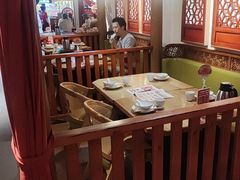 -湘阁里辣(南岭购物广场店)