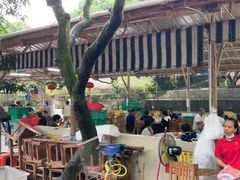 -满記土窑烧鷄波浪山莊
