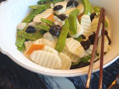 -东馆和天下特色餐饮(工农店)
