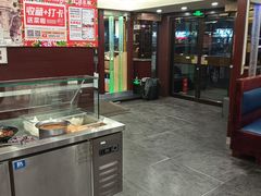 -啊美丽炭火烤肉(滑翔一店)
