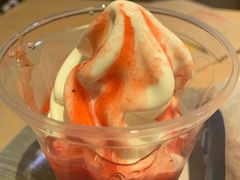 草莓新地-麦当劳(海岸城店)