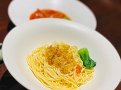 蟹粉担担面-成隆行·蟹王府(九江路店)
